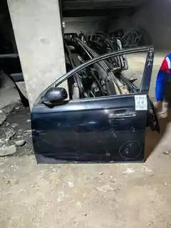 Brilliance FRV · ទ្វារមុខឆ្វេង