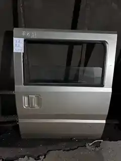 Wuling Rongguang · Right rear door