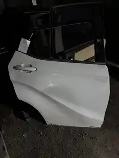 东风S500右后门