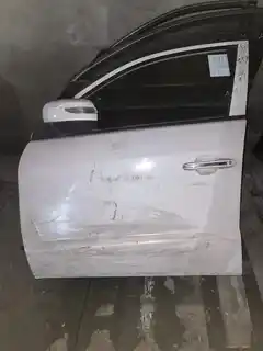 Geely GX7 · Left front door