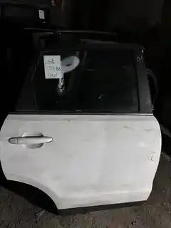 Zotye T60 · Pintu belakang kanan · rosak
