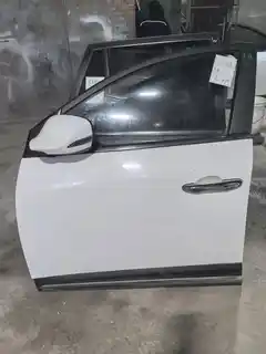 JAC S5 · ទ្វារមុខឆ្វេង