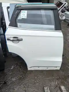 FAW R7 · Porte arrière droite
