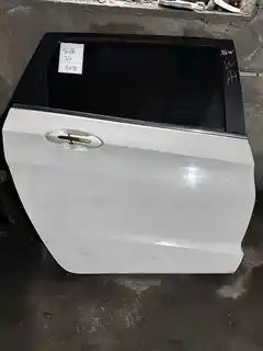Baojun 310 · Right rear door