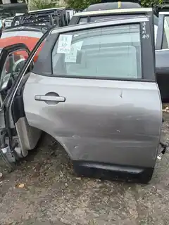 Nissan Qashqai · Model lama · Pintu belakang kanan · rosak, belum dibaiki