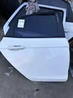 Escort · Puerta trasera derecha