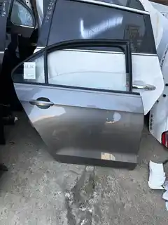 Jetta · Porta traseira direita