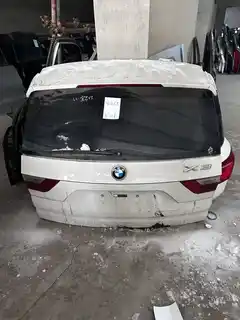 BMW x3 · Trunk lid