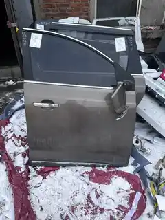 Baojun 730 · rétroviseur extérieur endommagé