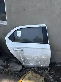 Peugeot 301 · Pintu belakang kanan