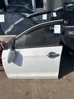 Jetta · Porta dianteira esquerda