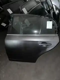 奔腾B70左后门
