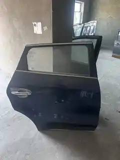Fengguang 560 · Porta traseira direita
