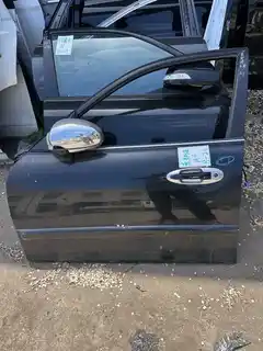 باب أمامي أيسر · Sonata