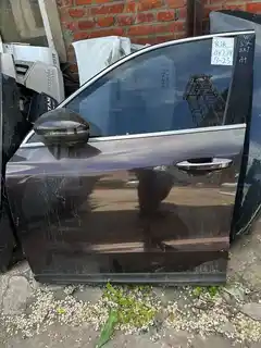 Borgward BX7 · Puerta delantera izquierda