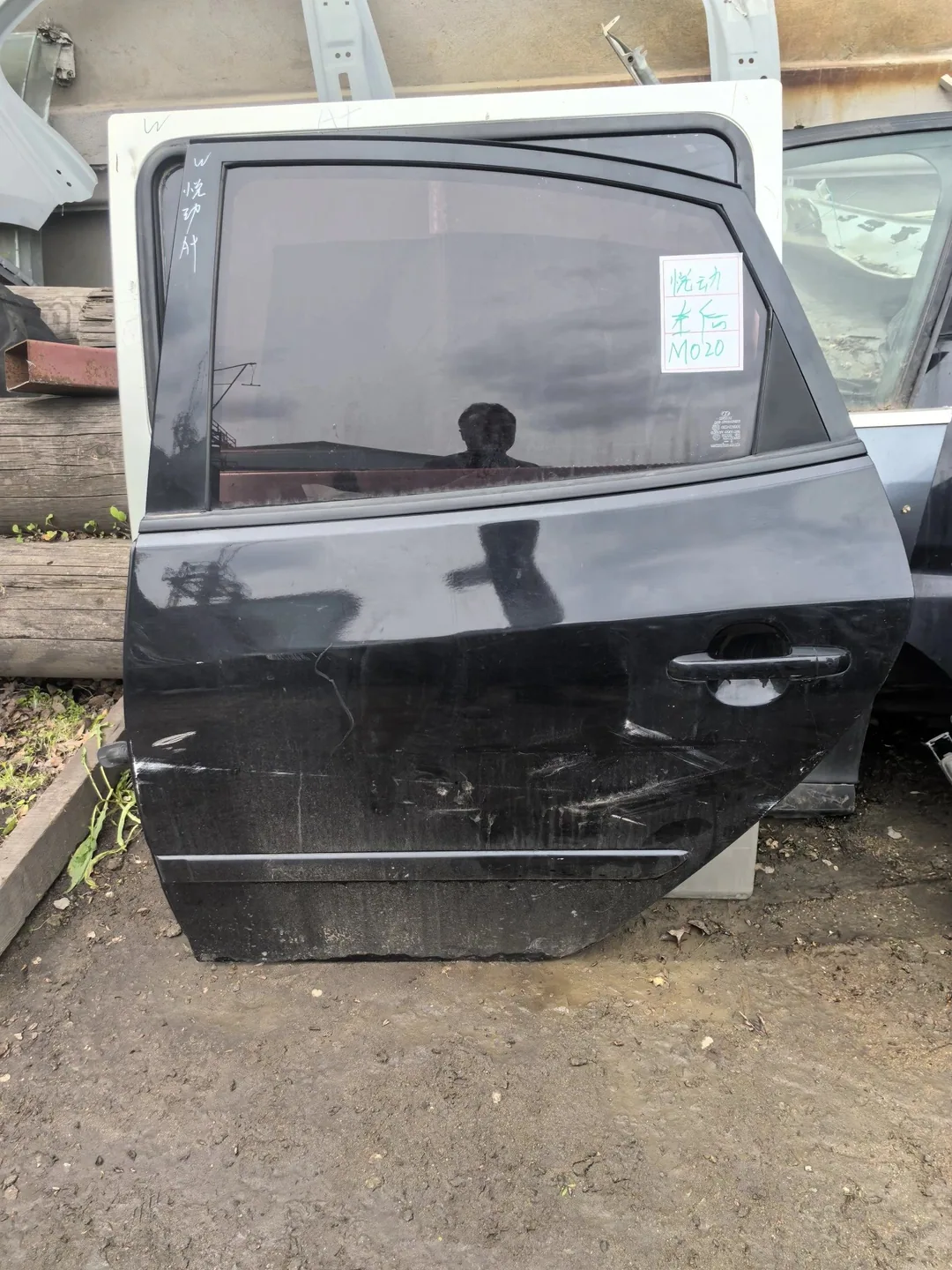 Hyundai Elantra · Model lama · Pintu belakang kiri