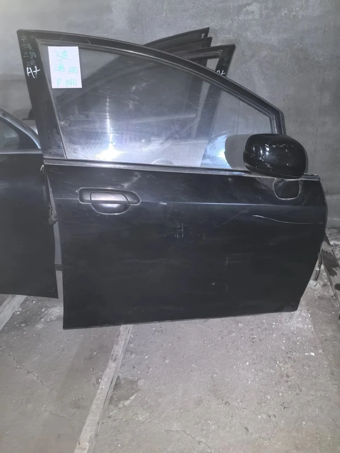 04 Honda Fit · Berline · Porte avant droite