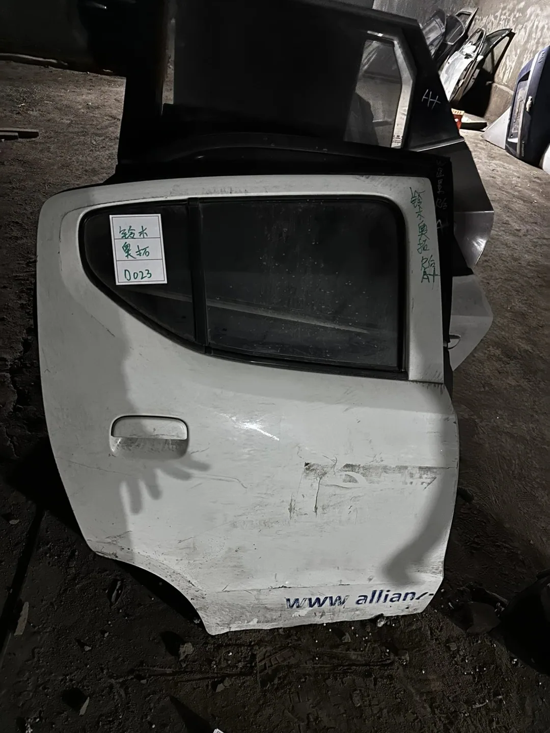 Suzuki Alto · Right rear door