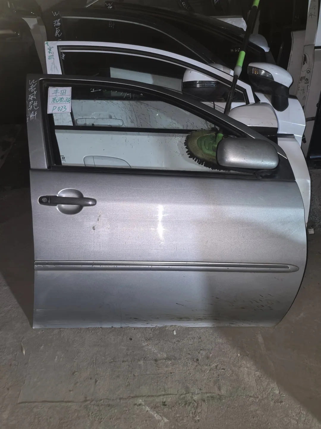 05 Toyota Vios · Pintu depan kanan