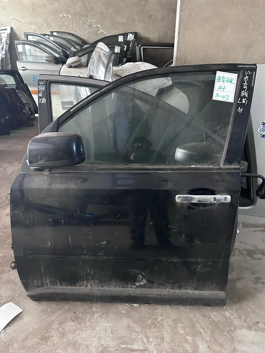 X-Trail · Ancien modèle · Porte avant gauche
