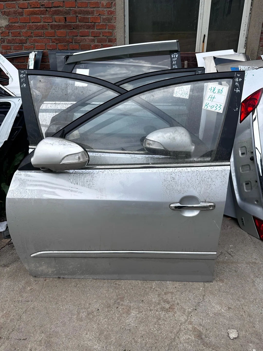 Elantra · ទ្វារមុខឆ្វេង