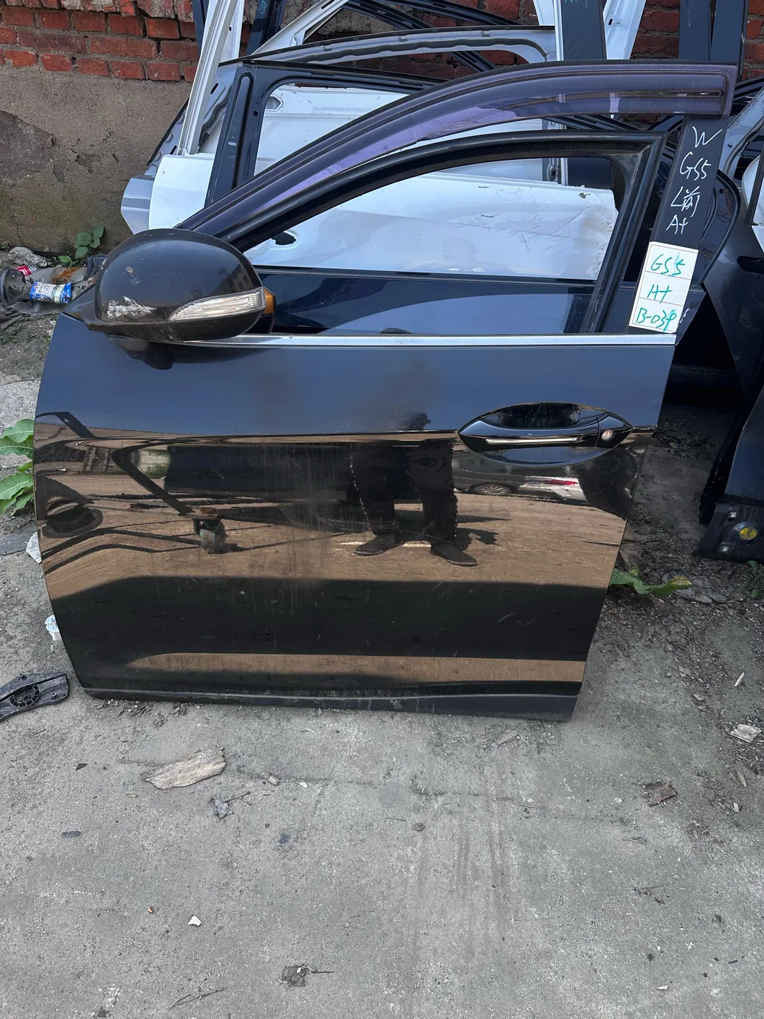 GS5 · Pintu depan kiri