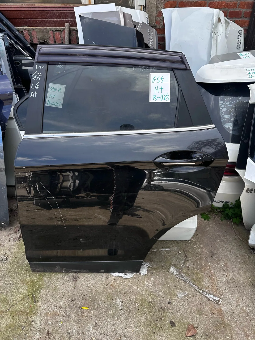 GS5 · Left rear door