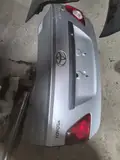08 Toyota Corolla · Trunk lid 2