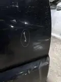 起亚老狮跑右后门有伤 2