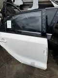Pegas · Porte arrière droite · endommagé 5