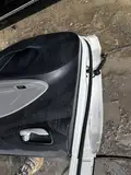 Pegas · Porte arrière droite · endommagé 8