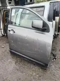 Nissan Qashqai · Modelo anterior · Puerta delantera derecha 3