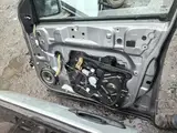 Nissan Qashqai · Modelo anterior · Puerta delantera derecha 5