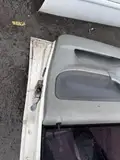 باب أمامي أيمن · 05 Volkswagen Jetta · منبعج 4