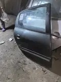 Peugeot 307 · Pintu belakang kanan 3