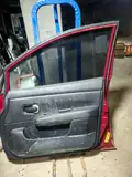 Tiida · Model lama · Pintu depan kanan 4