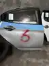 Hyundai Verna · Puerta trasera derecha 1