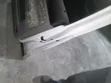 05 Volkswagen Bora · Puerta delantera derecha 4