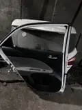 Kia Pegas · Puerta trasera izquierda 4