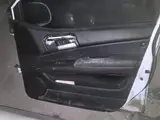 Roewe W5 · Porte avant droite 5