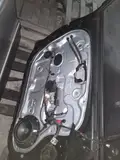 Hyundai Elantra · ម៉ូដែលចាស់ · ទ្វារមុខឆ្វេង 5