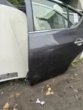Nissan Sunny · Porta traseira esquerda 2