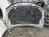 Mazda 6 · Capô 4