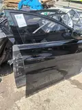 Hyundai Elantra · Puerta delantera derecha 3
