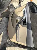 Hyundai Elantra · Puerta delantera derecha 5
