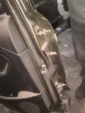 福特翼虎左后门，拉手有坑，没修 4