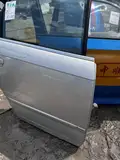 Audi A4B7 · Pintu belakang kanan 2