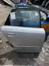 Audi A4B7 · Pintu belakang kanan 1