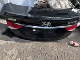 Elantra · ฝากระโปรงท้าย 2