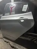 Verna · Porta traseira esquerda · repintado 3